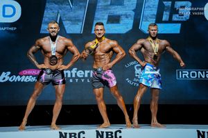 MEN'S ATHLETIC 174